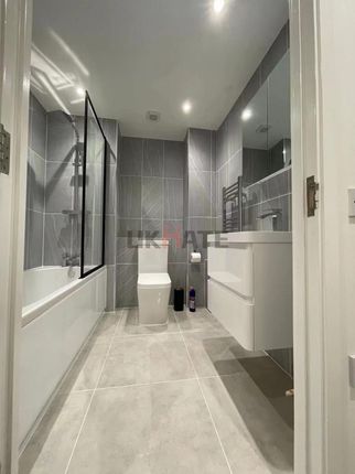 99 Blackwall way, London photo 4