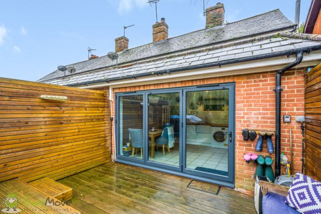 Cottage for sale in Priors Row, North Warnborough, Hampshire