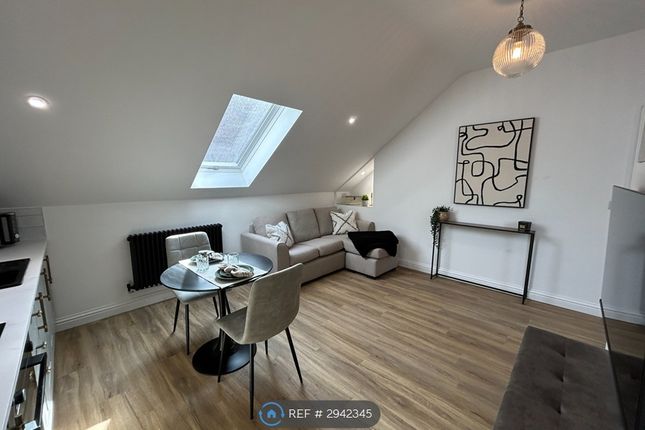 Wellingborough Road, Rushden photo 5