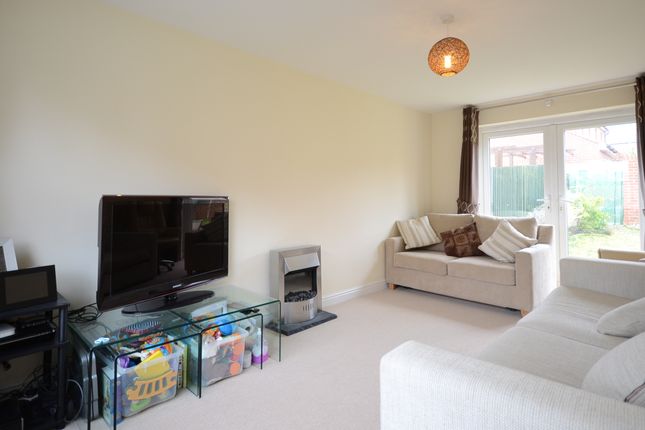 9, Pheasant View, Bracknell photo 2