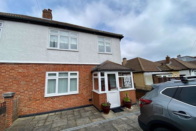 Thumbnail Semi-detached house to rent in Hilldale Road, Sutton