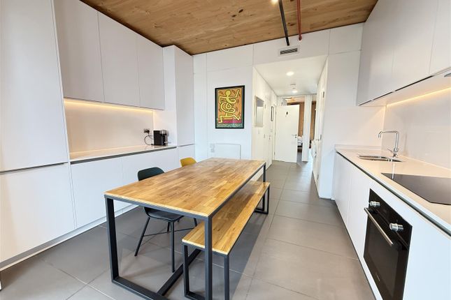Apt 9, 1 Keepers Quay, Manchester photo 4