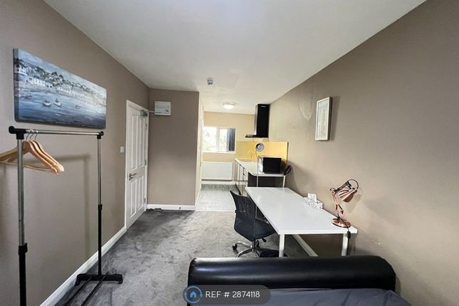 Charter Avenue, Coventry photo 5