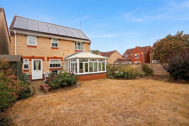 8 Lumley Close, Ely photo 4