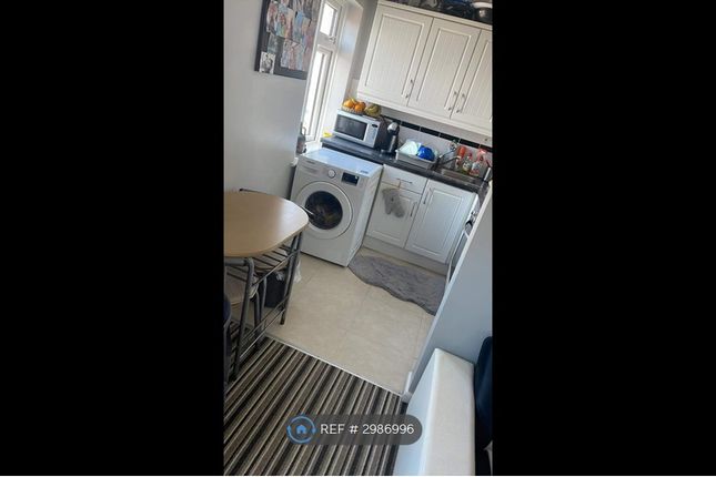 Flat, Salisbury Road, Exmouth photo 4