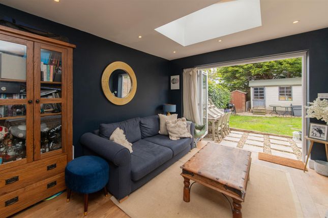 Flat for sale in Squires Lane, London