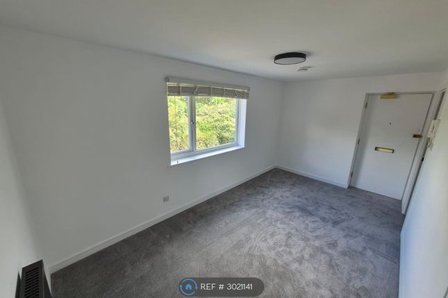 Sorrell Close, Luton photo 4