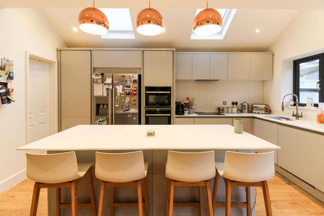 53, Victoria Road, Southend-On-Sea photo 4