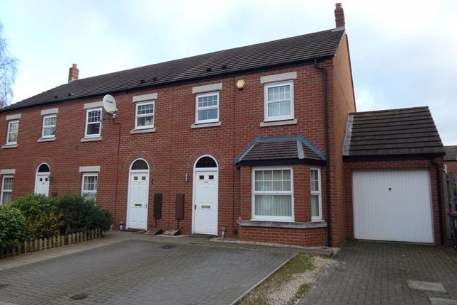 Thumbnail Town house to rent in 105 The Nettle Folds, Hadley, Telford