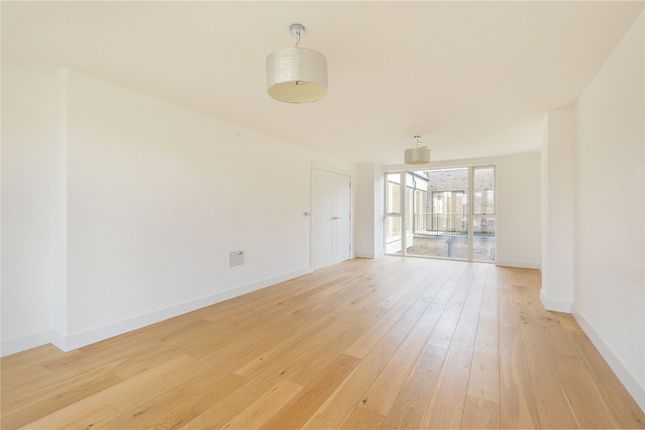 67, Clay Farm Drive, Cambridge photo 4