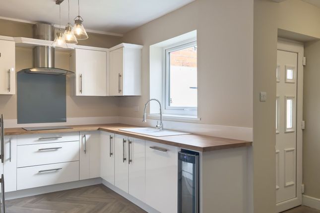 27 Tynevale Terrace Lemington, Newcastle upon Tyne photo 4