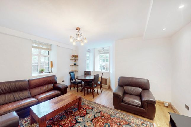 85, Eyre Court, London photo 3