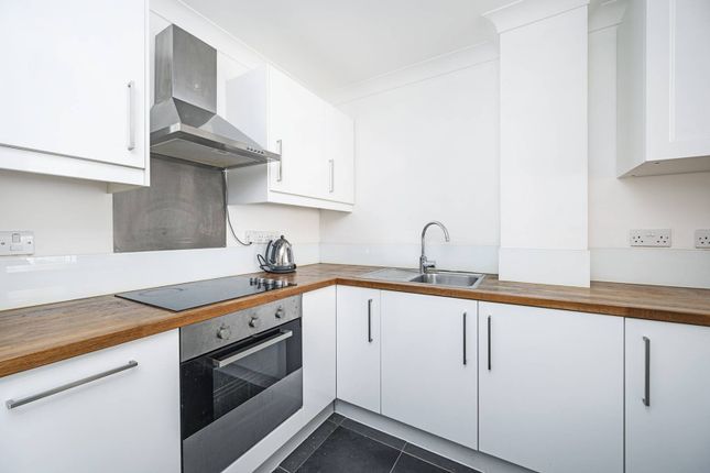 Thumbnail Flat to rent in Backchurch Lane, Tower Hill, London