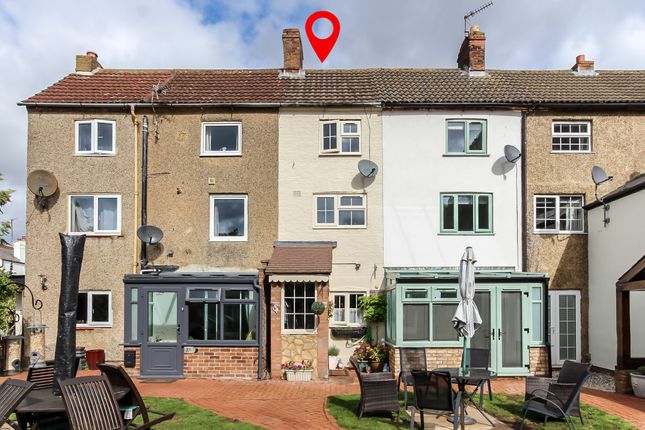 2-bed house on 20, Harrowick Lane, Northampton, £205,000