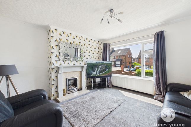 67 Windsor Road, Blackburn photo 2