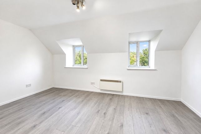 Flat 36, Eastleigh photo 2