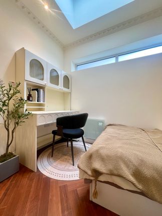 Stratford House, 42, Drapers Road, London photo 3