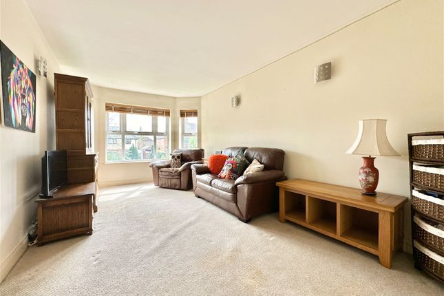 Flat for sale in Hinckley Road, Leicester Forest East, Leicester