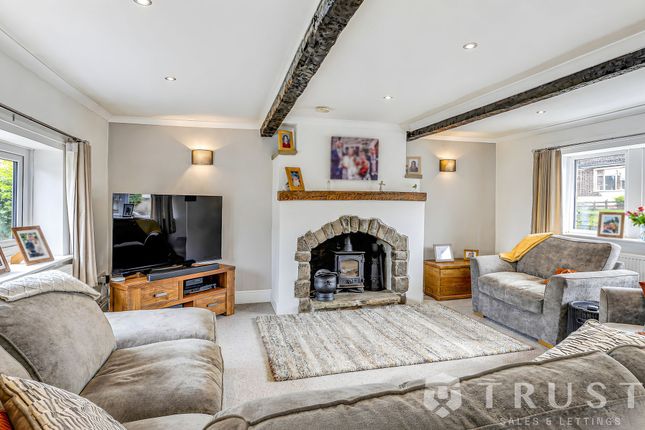 50 Botany Lane, Huddersfield photo 4