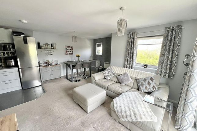Apartment 12,Sycamore Court, Carrington Lane, Sale photo 2