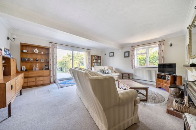 11 Albion Road, Chichester photo 4