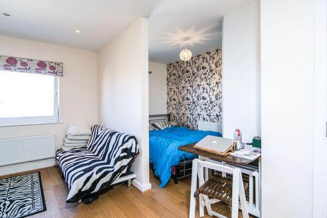 Flat 30, Tean House, Havergate Way, Berkshire photo 4
