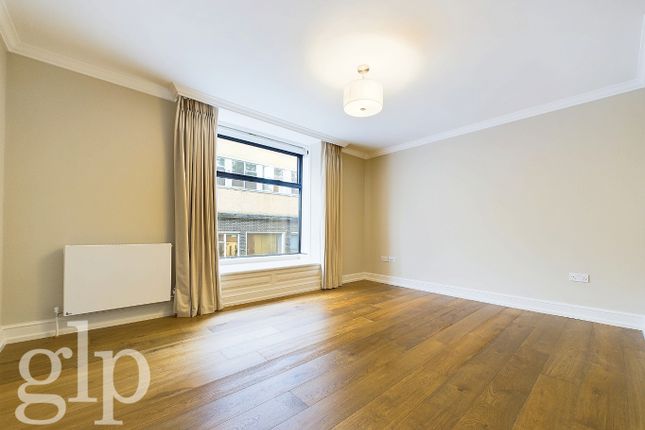 18, Ridgmount Street, London photo 4