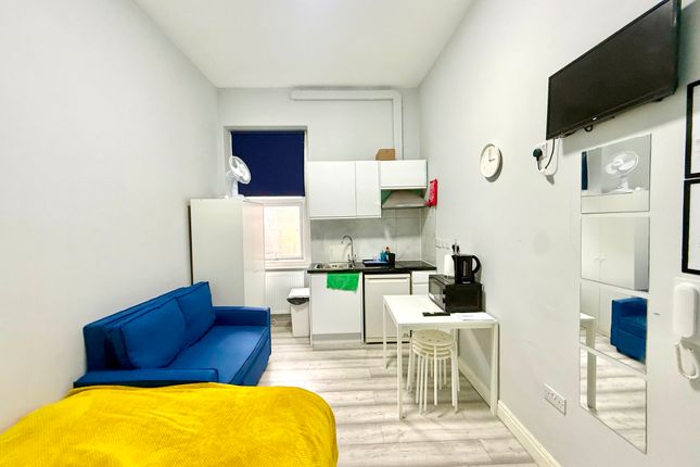 Flat 4, 57 Chalton Street, London photo 4