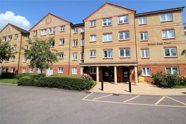 Flat for sale in Waters Edge Court, Erith, Kent