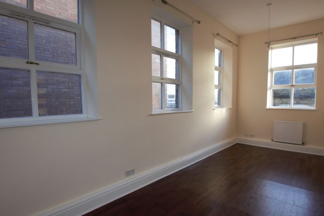 Flat 7 Changegate House, Upper Parts, Keighley photo 2
