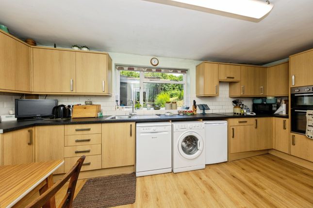 Bwlch Cottage,, High Street, Carmarthen photo 3