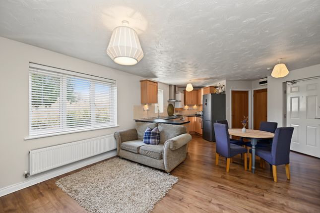 Creswell Place, Rugby photo 2