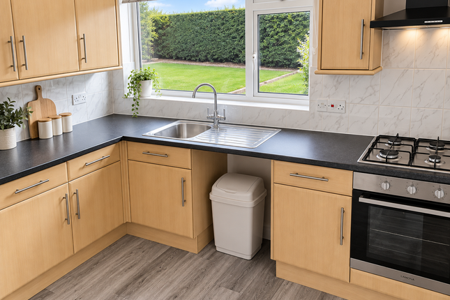 19, Frances Drive, Chesterfield photo 2