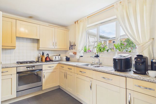 5 Swift Avenue, Driffield, East Riding of Yorkshire photo 3