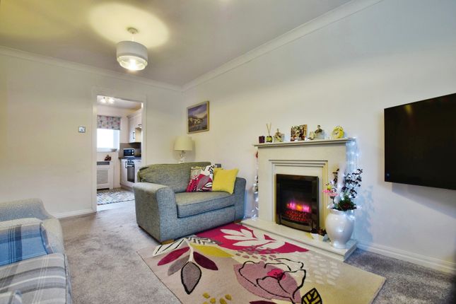 Flat for sale in Buxton Road, Disley, Stockport, Cheshire