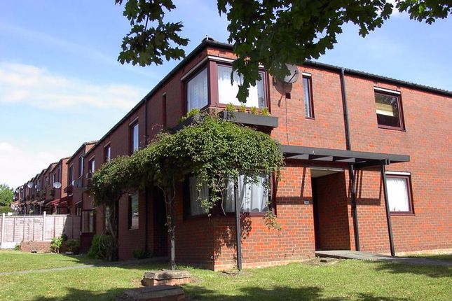 Flat for sale in Stamford Avenue, Springfield, Milton Keynes