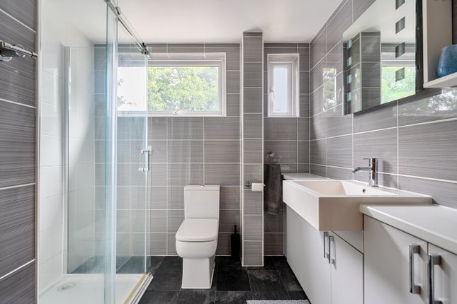 5 Tregellas Road, Mullion Helston Cornwall, Cornwall photo 4