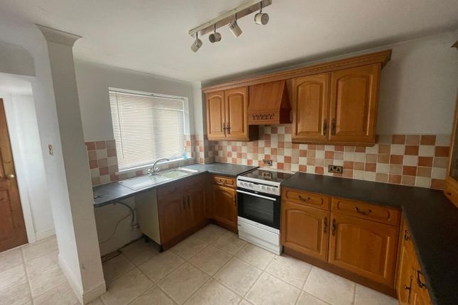 40, Airedale Gardens, Durham photo 3
