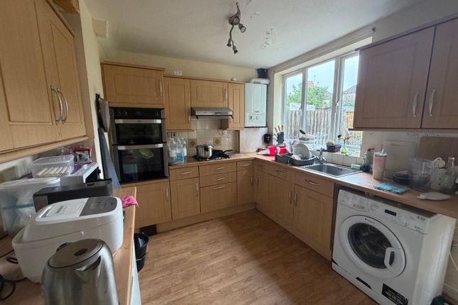 242, Coventry photo 2