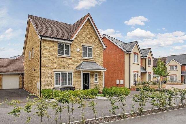 Front 40 Winchcombe Ave.Jpg