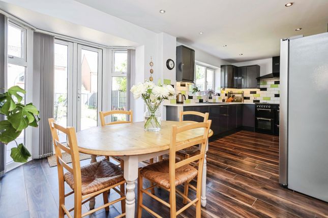 17, Elm Drive, Birmingham photo 4