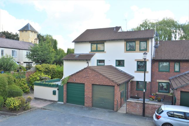 Mews house for sale in Ruskin Court, Knutsford