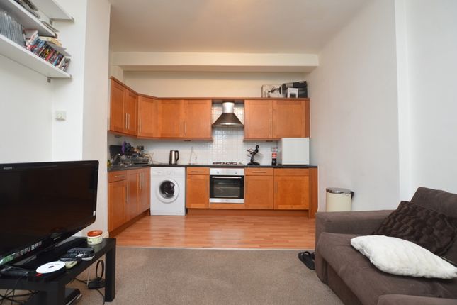 37b, Knighton Park Road, London photo 3