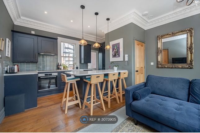 Flat, The Drive, Hove photo 5