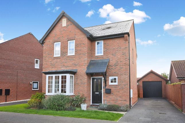 3-bed detached on Hurrell Close, Halstead, £400,000