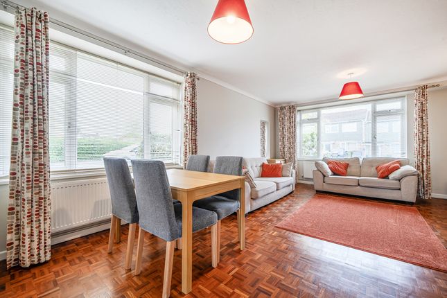 8 Scafell Close, Taunton photo 4