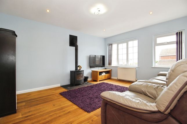 2, Troy Rise, Leeds photo 3