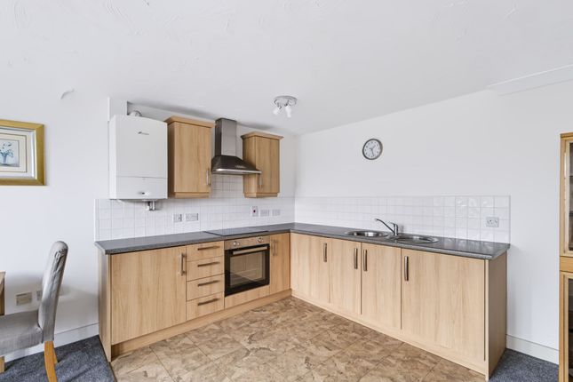 Apt 19, Boteler Court Elphins Drive, Warrington photo 4