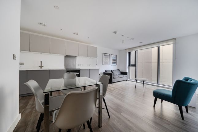 1372133-7-68Fa03E...