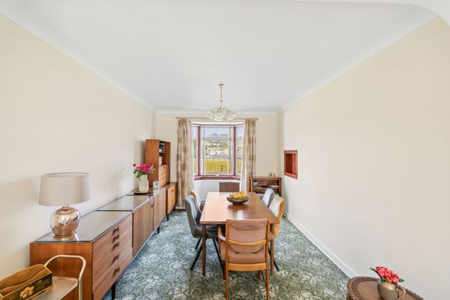 9 Balmoral Drive, Glasgow photo 5